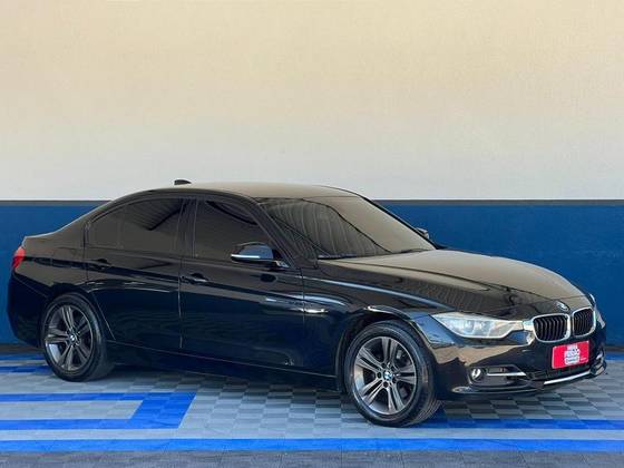 BMW 320i 2.0 16V TURBO GASOLINA 4P AUTOMÁTICO BMW 320i 2.0 16V TURBO GASOLINA 4P AUTOMÁTICO